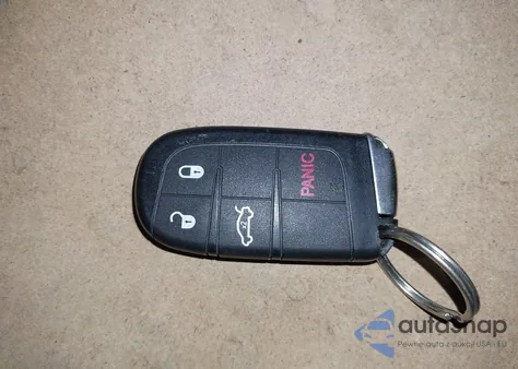 2015 Chrysler 200 Limited из США, поврежденный, VIN 1C3CCCAB3FN741152